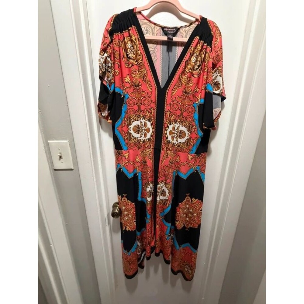 Robbie Bee VNeck Dress 2X